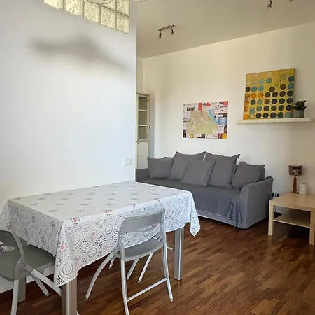 Casa Di Julia A 300m Da Universita E Tribunale Apartment *