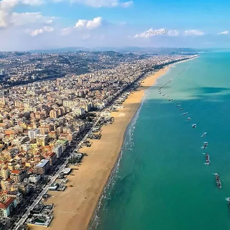 Casa Di Julia A 300m Da Universita E Tribunale Apartment *