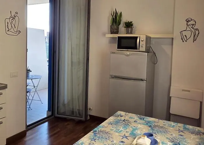 Casa Di Julia A 300m Da Universita E Tribunale *